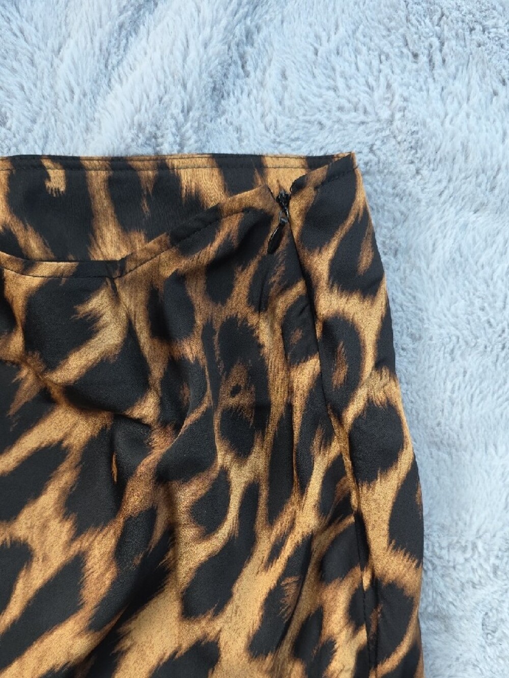 Commense Slim Leopard Print Maxi Skirt Small - Picture 7 of 9